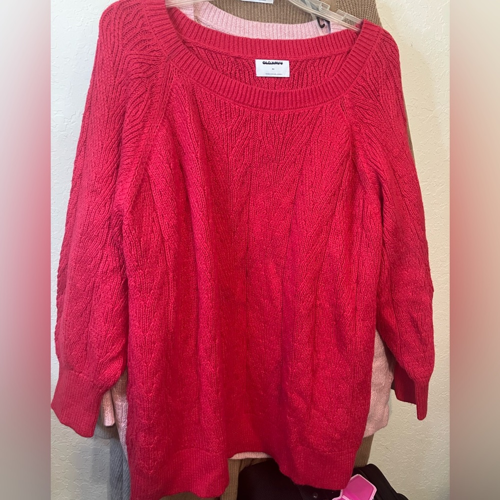 Old Navy Red cable knit pullover Sweater - Picture 1 of 2